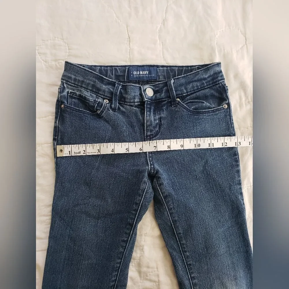 Old Navy Girls Jeans, Classic Medium Wash Denim, Stretchy, Skinny Leg Fit